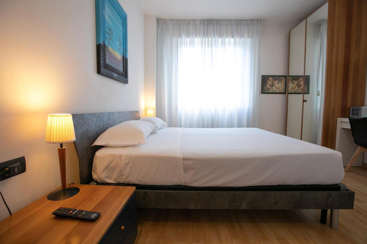Mirea'S Rooms Ascoli Piceno Ngoại thất bức ảnh