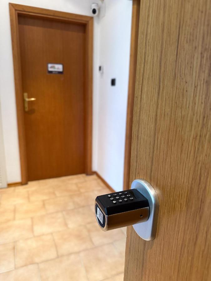 Mirea'S Rooms Ascoli Piceno Ngoại thất bức ảnh