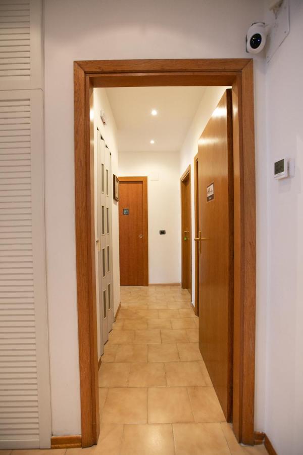 Mirea'S Rooms Ascoli Piceno Ngoại thất bức ảnh